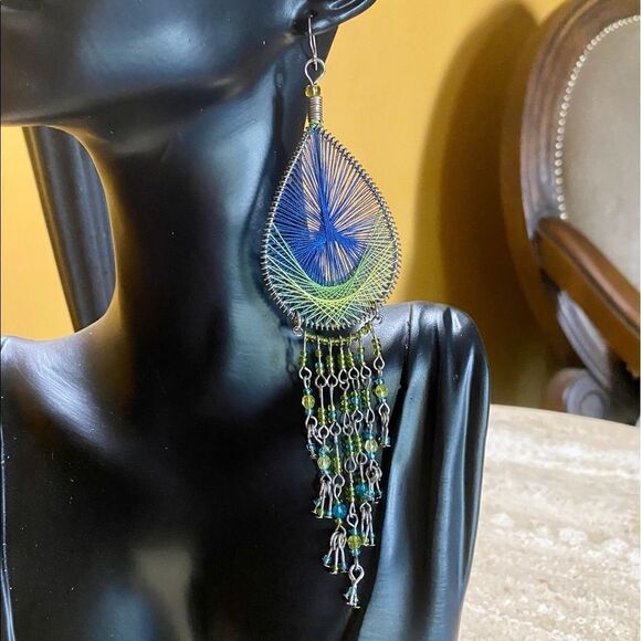 TEAR drop woven dangle earrings - Picture 1 of 1